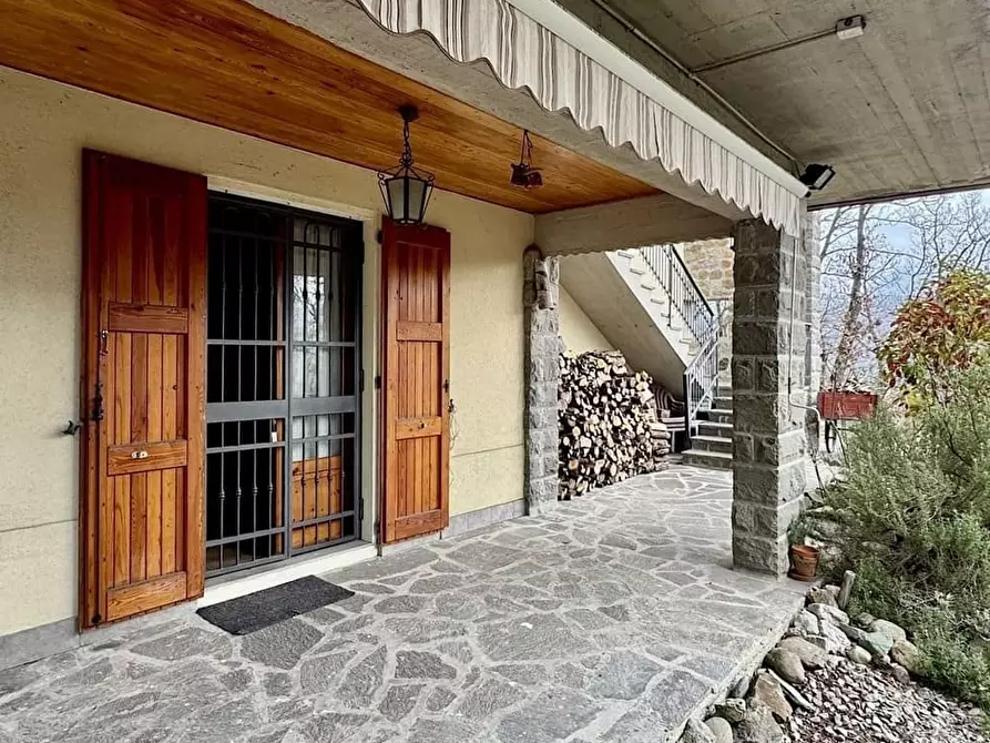 Immagine 9 di Casa indipendente in vendita  a Gaggio Montano