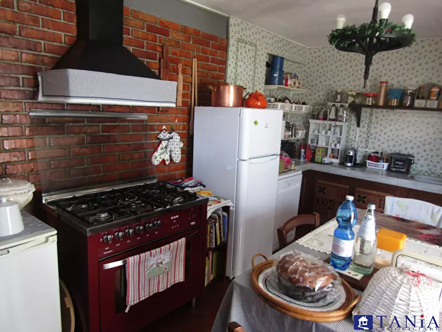 Immagine 7 di Casa indipendente in vendita  23 a Castelnuovo Magra