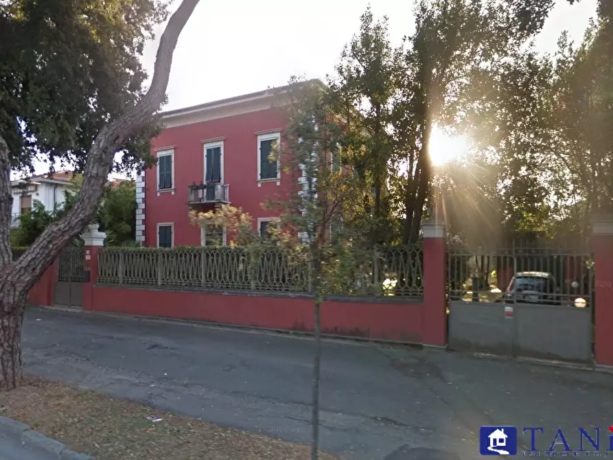 Immagine 1 di Casa indipendente in vendita  190 a Carrara