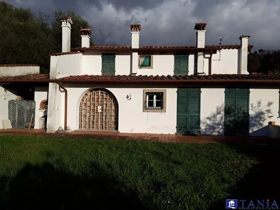 Immagine 1 di Casa indipendente in vendita  34 a Carrara