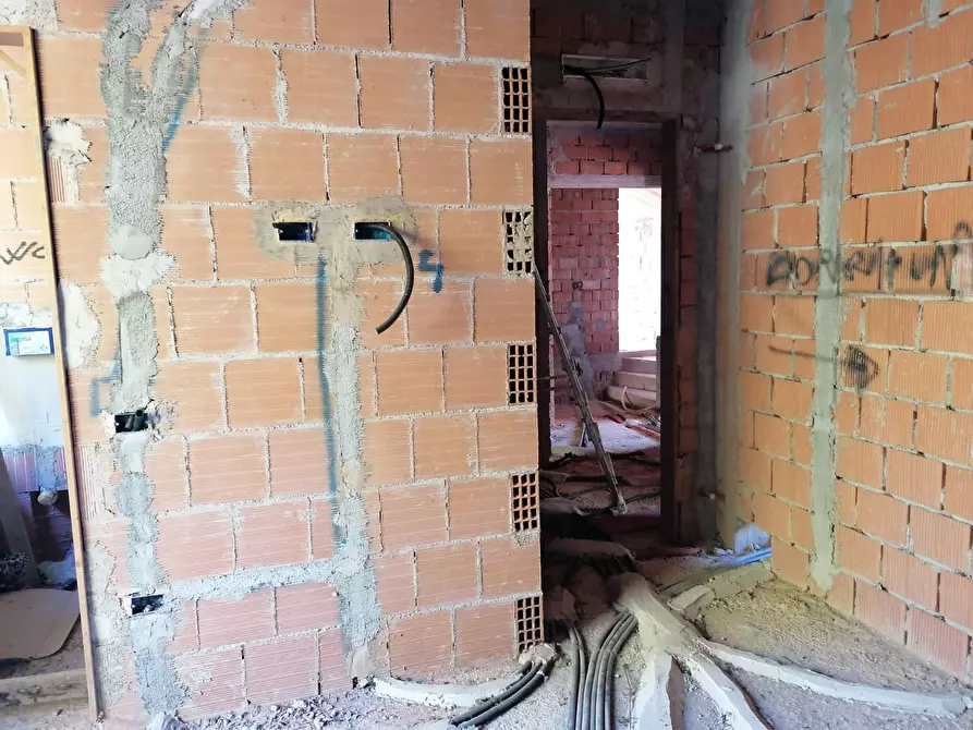 Immagine 8 di Casa indipendente in vendita  2 a Carrara