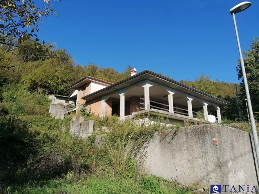 Immagine 6 di Casa indipendente in vendita  2 a Carrara