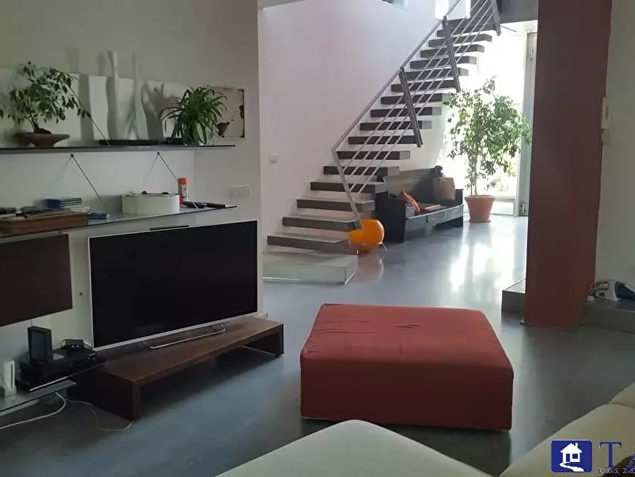 Immagine 1 di Casa indipendente in vendita  23 a Carrara