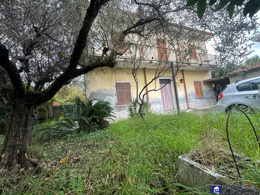 Immagine 1 di Casa indipendente in vendita  4 a Carrara