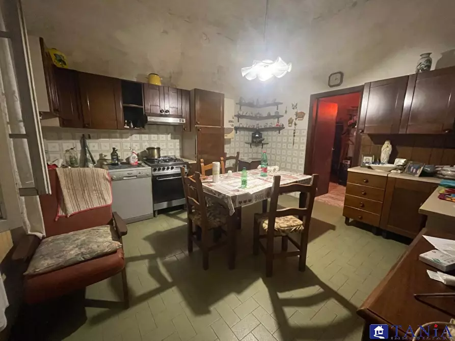 Immagine 9 di Casa indipendente in vendita  4 a Carrara