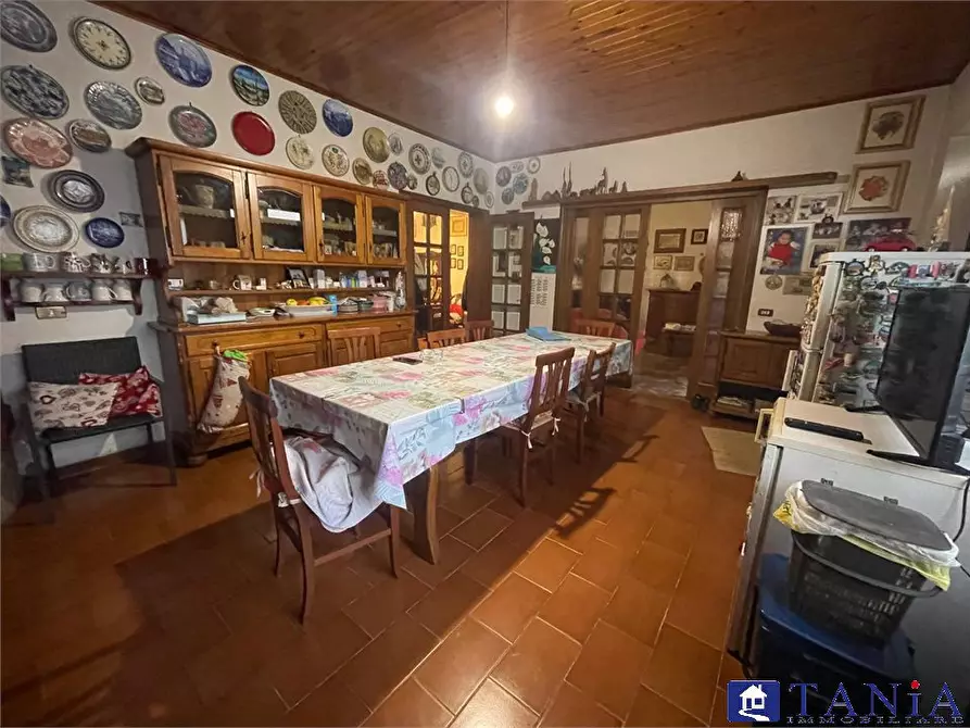 Immagine 3 di Casa indipendente in vendita  a Carrara