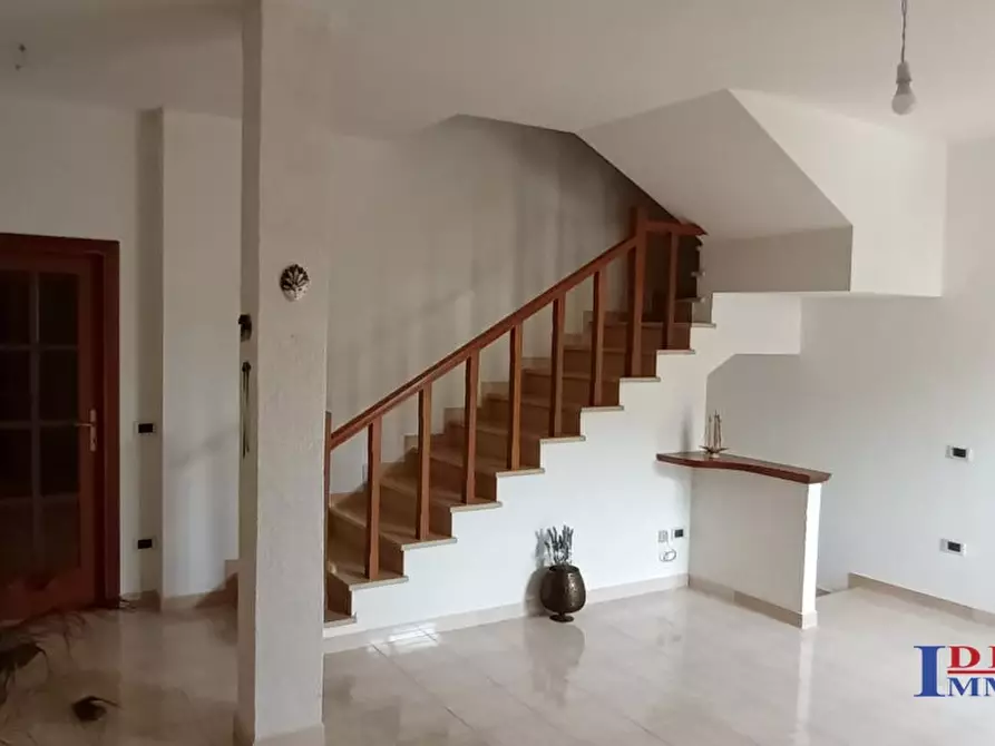 Immagine 6 di Casa semindipendente in vendita  a Rosignano Marittimo