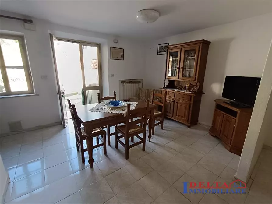 Immagine 1 di Casa semindipendente in vendita  a Rosignano Marittimo