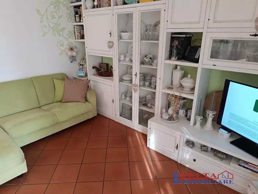 Immagine 2 di Casa semindipendente in vendita  a Rosignano Marittimo