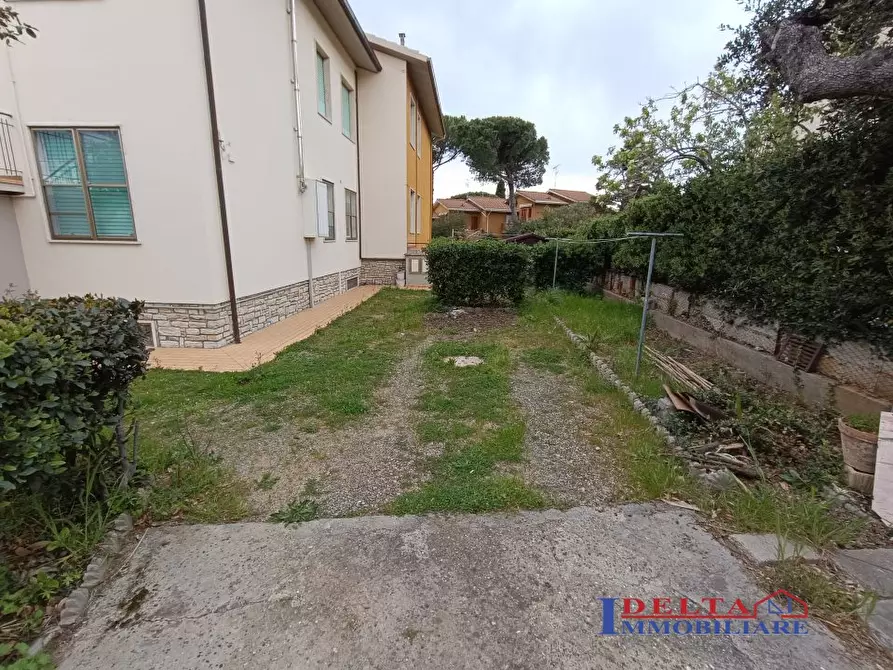 Immagine 7 di Casa semindipendente in vendita  a Rosignano Marittimo