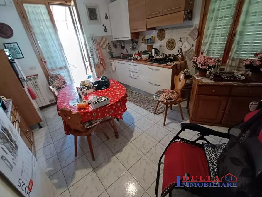 Immagine 3 di Casa semindipendente in vendita  a Rosignano Marittimo