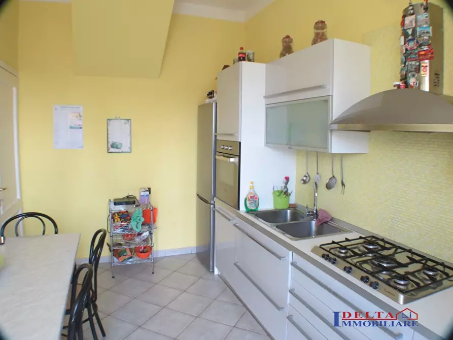 Immagine 3 di Casa semindipendente in vendita  a Riparbella