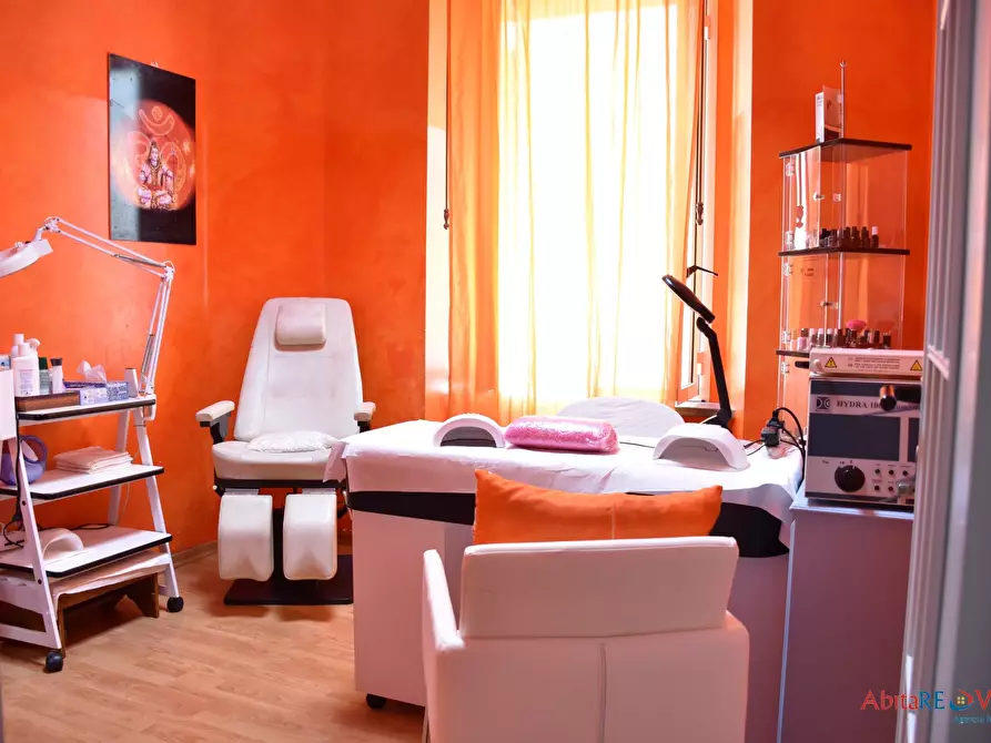 Immagine 7 di Negozio in vendita  7 a Vasto