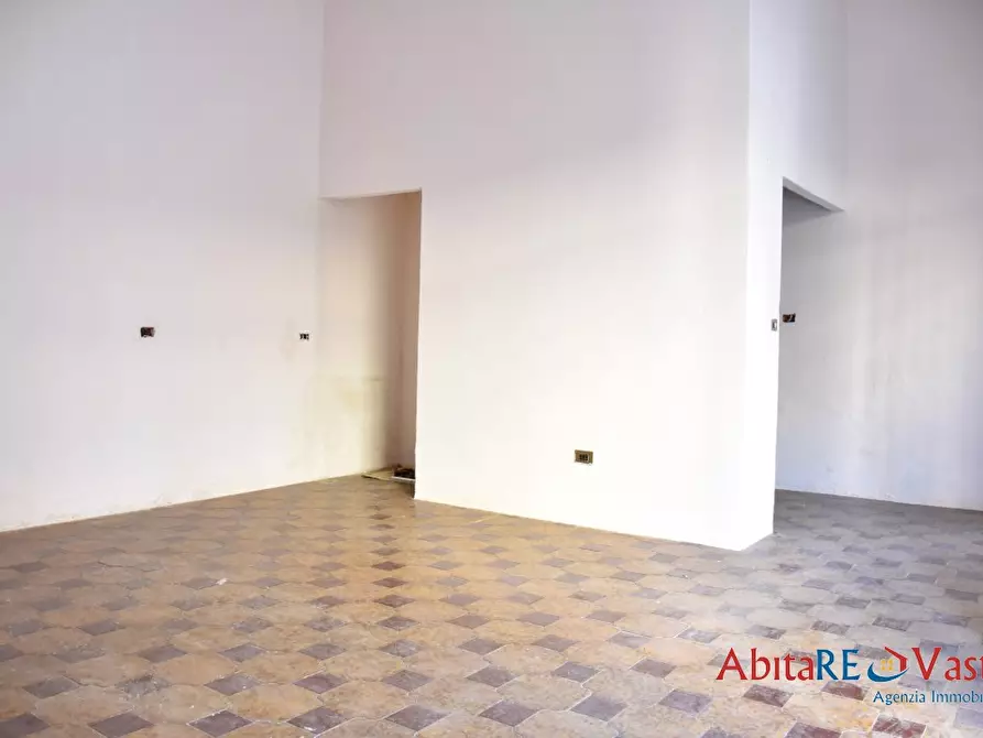 Immagine 6 di Negozio in vendita  43 a Vasto