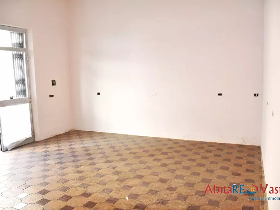 Immagine 3 di Negozio in vendita  43 a Vasto