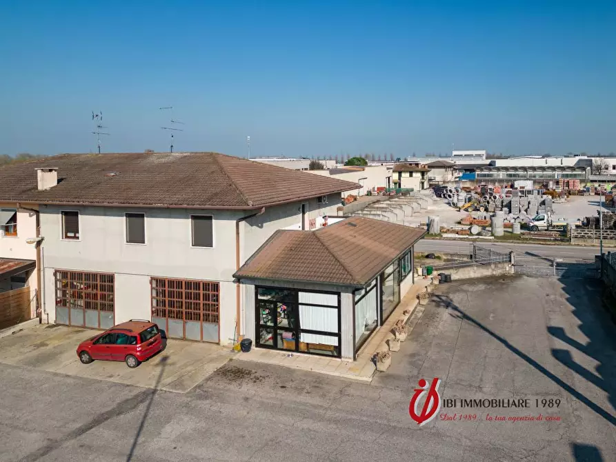 Immagine 4 di Attività artigianale in vendita  1 a Isola Della Scala