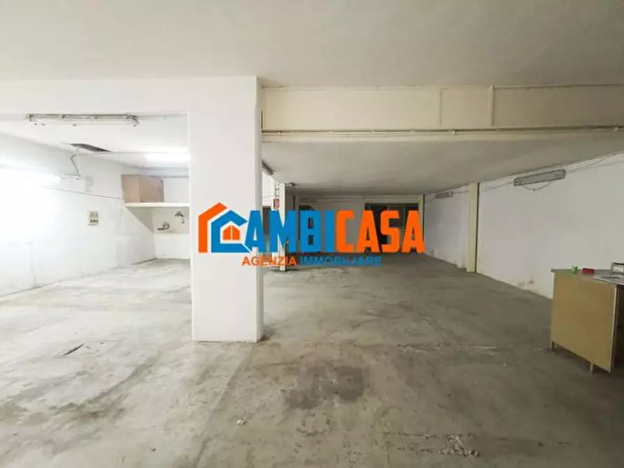 Immagine 1 di Attività artigianale in vendita  a Palermo