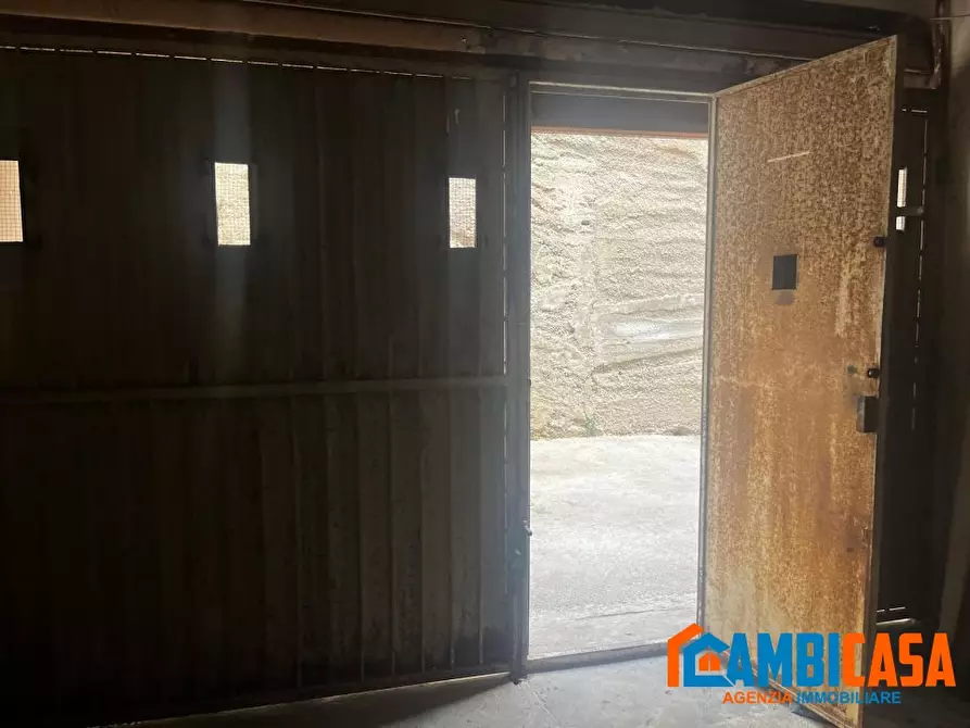 Immagine 4 di Attività artigianale in vendita  a Palermo