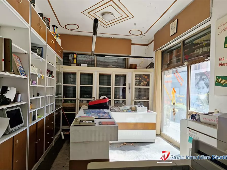 Immagine 5 di Negozio in vendita  1 a Edolo