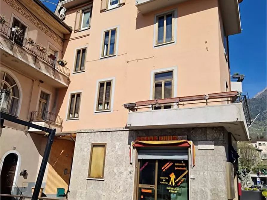 Immagine 2 di Negozio in vendita  1 a Edolo