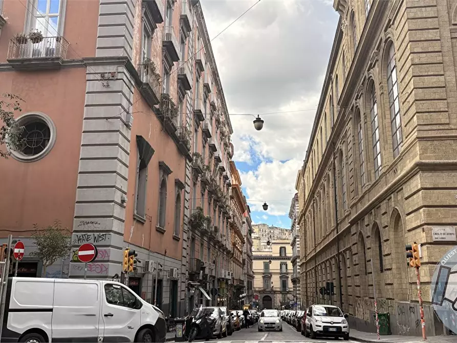 Immagine 3 di Negozio in vendita  10 a Napoli
