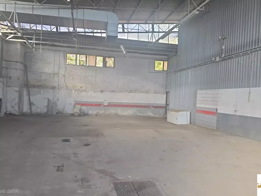 Immagine 9 di Negozio in vendita  9152 a Palermo