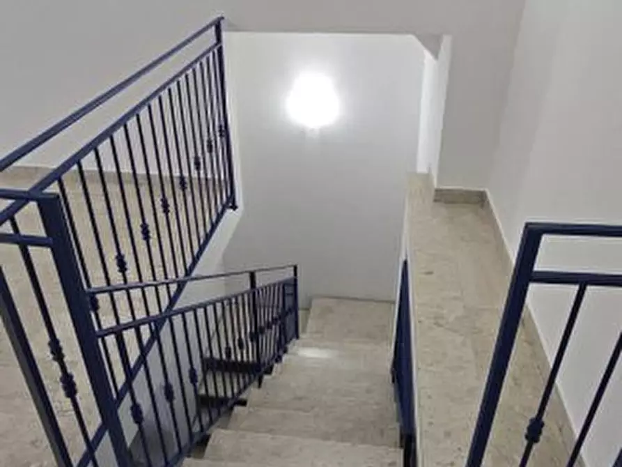 Immagine 5 di Negozio in vendita  a Alcamo