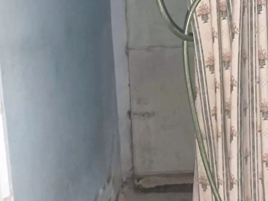 Immagine 10 di Negozio in vendita  63 a Messina