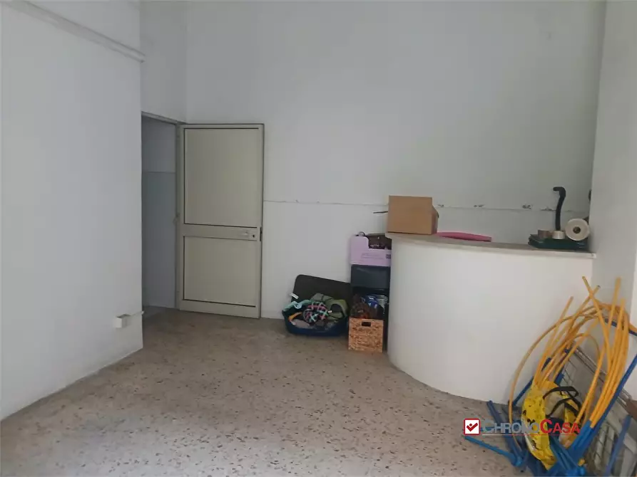 Immagine 1 di Negozio in vendita  a Messina