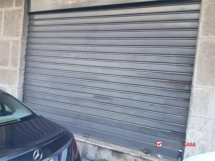 Immagine 3 di Negozio in vendita  a Messina