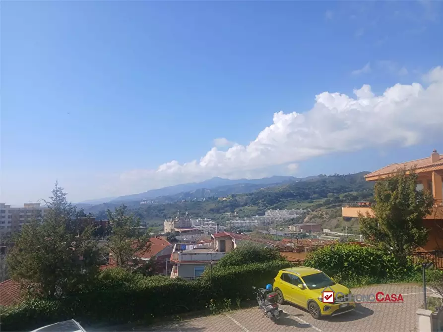 Immagine 8 di Negozio in vendita  a Messina