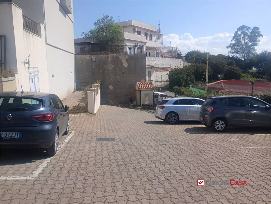 Immagine 7 di Negozio in vendita  a Messina