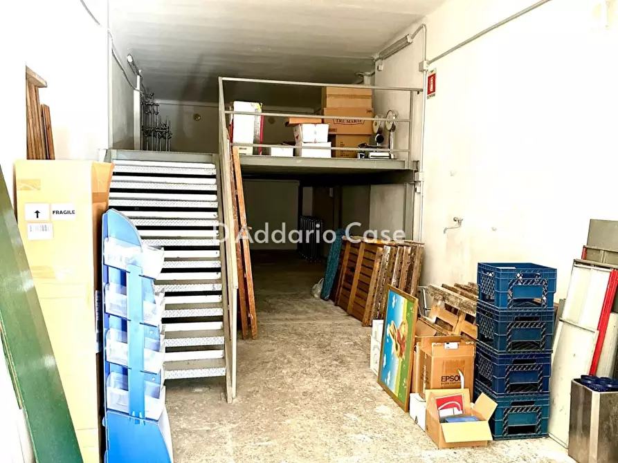 Immagine 4 di Negozio in vendita  34/A a Taranto