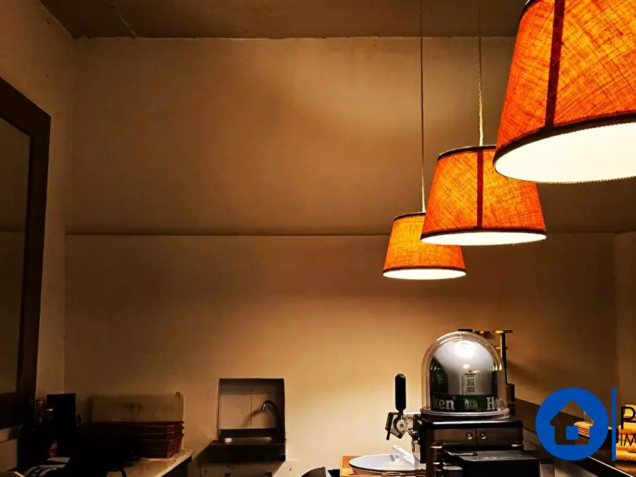 Immagine 3 di Negozio in vendita  a Terni