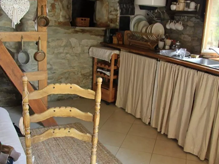 Immagine 9 di Loft/Open space in vendita  a Fivizzano