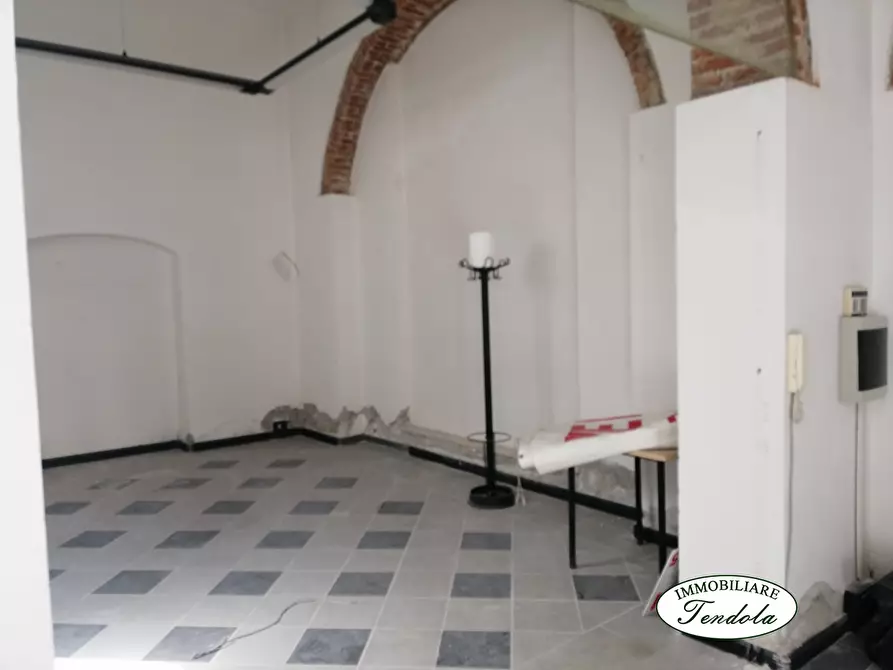 Immagine 5 di Loft/Open space in vendita  a Carrara