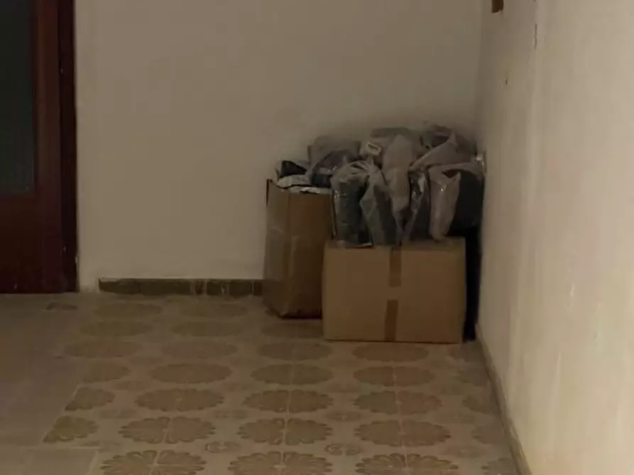 Immagine 4 di Magazzino in vendita  a Pachino