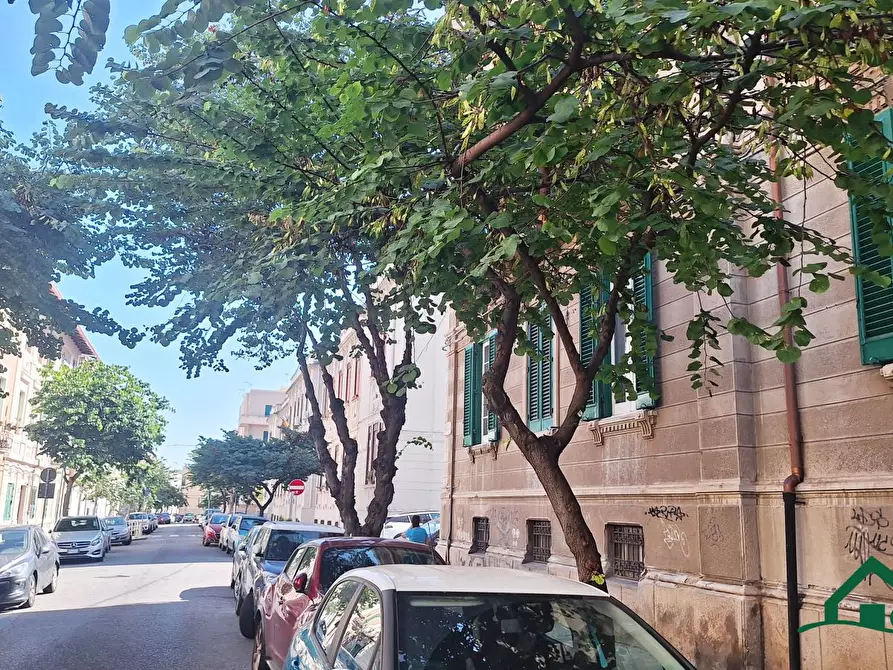 Immagine 2 di Magazzino in vendita  6 a Messina