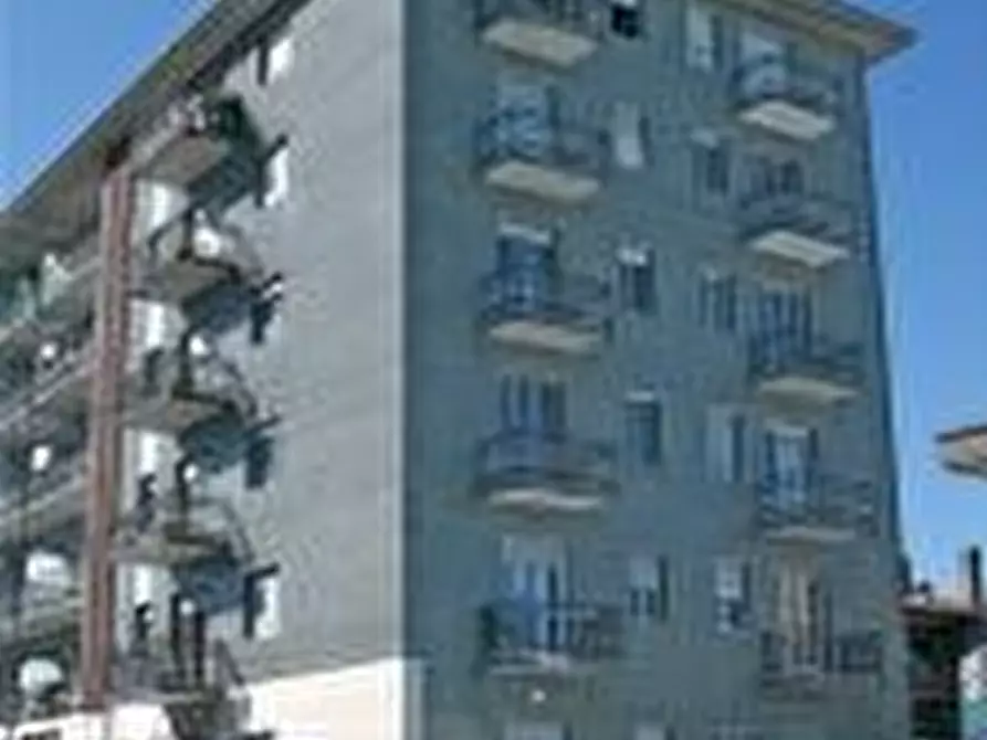 Immagine 8 di Magazzino in vendita  84 a Magenta