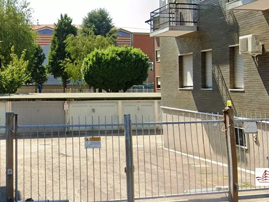 Immagine 6 di Magazzino in vendita  84 a Magenta