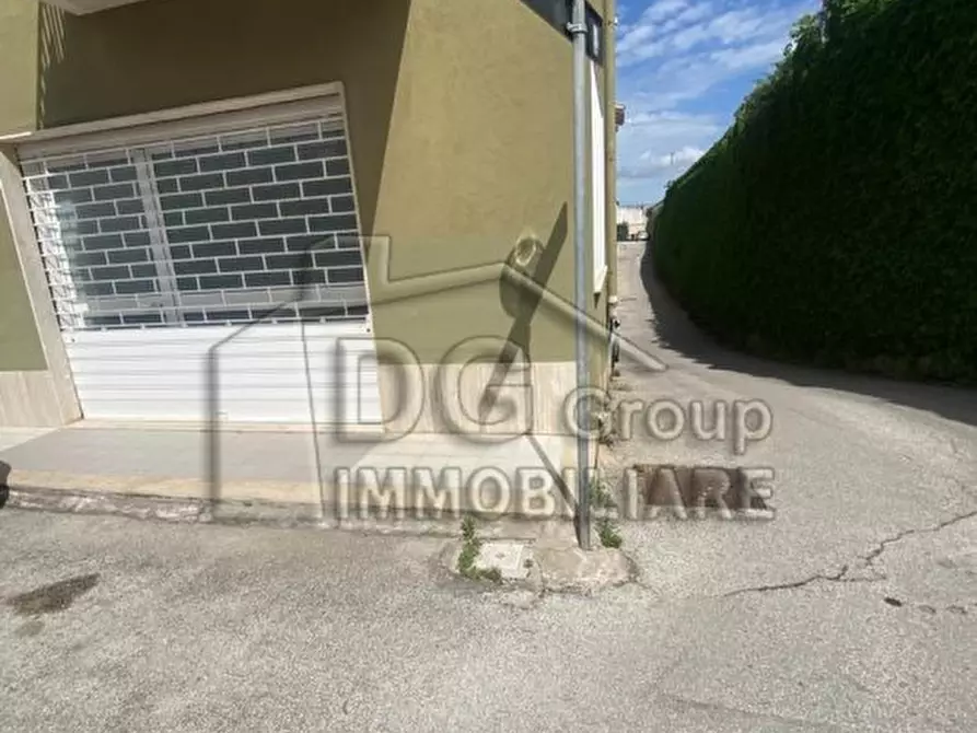 Immagine 1 di Magazzino in vendita  a Alcamo