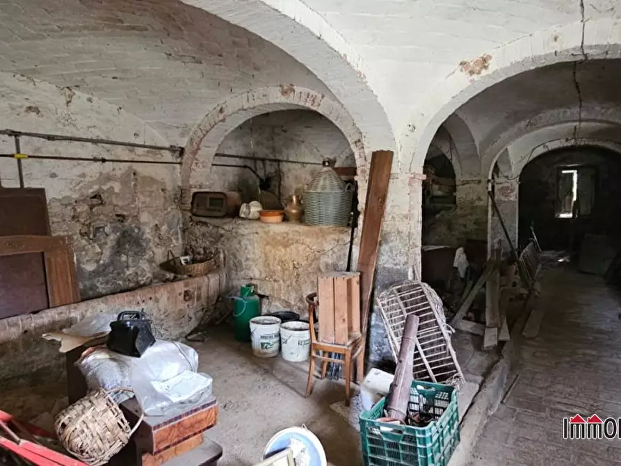 Immagine 4 di Magazzino in vendita  a Colle Di Val D'elsa