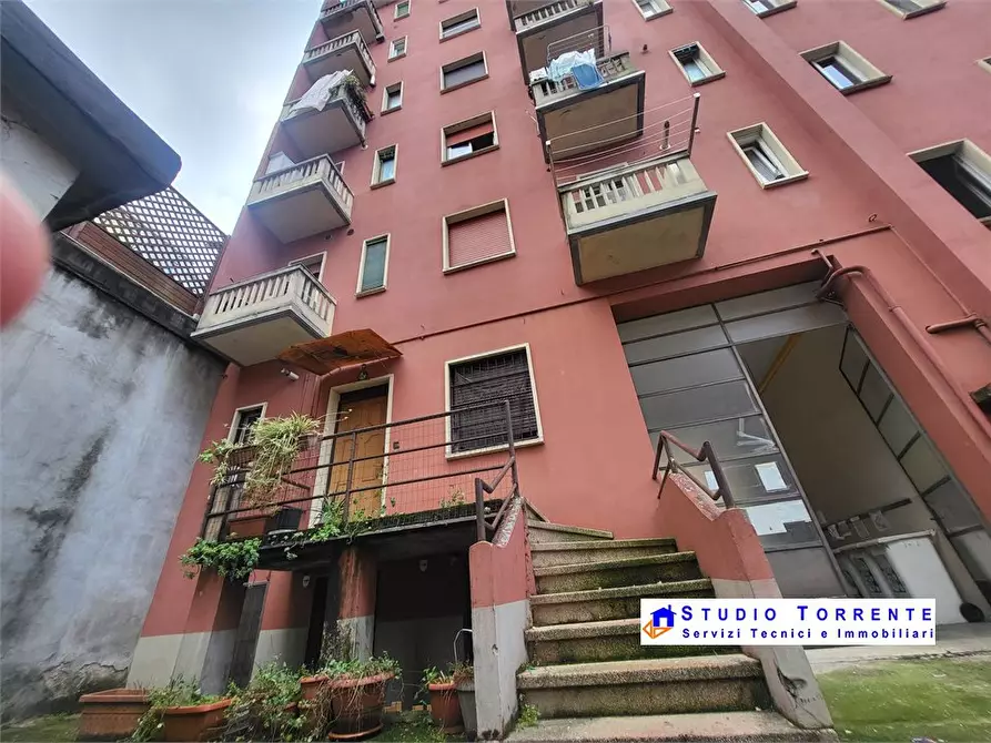 Immagine 4 di Magazzino in vendita  3 a Milano