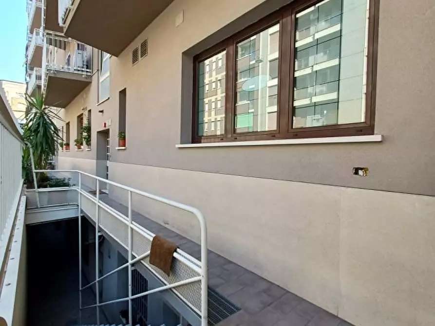 Immagine 3 di Magazzino in vendita  18 a Milano