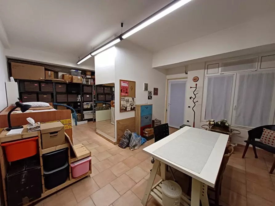 Immagine 4 di Magazzino in vendita  18 a Milano