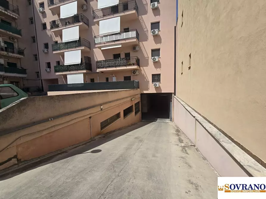 Immagine 2 di Magazzino in vendita  a Bagheria