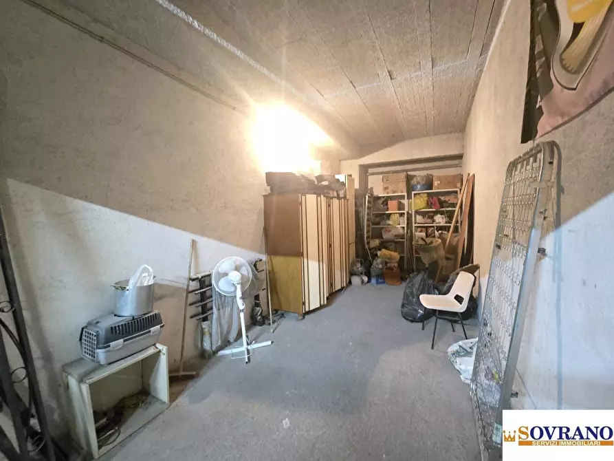 Immagine 6 di Magazzino in vendita  a Bagheria