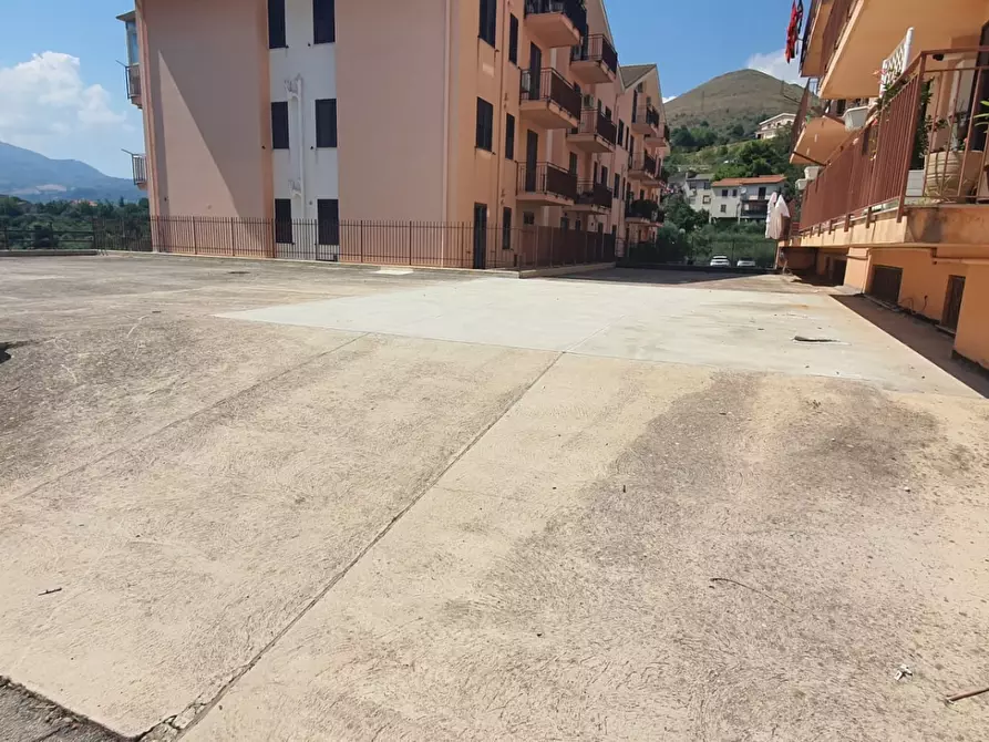 Immagine 5 di Magazzino in vendita  10 a Monreale