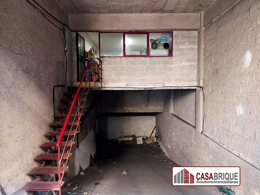 Immagine 6 di Magazzino in vendita  122 a Bagheria