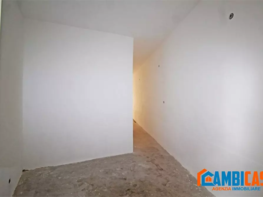 Immagine 4 di Magazzino in vendita  a Palermo